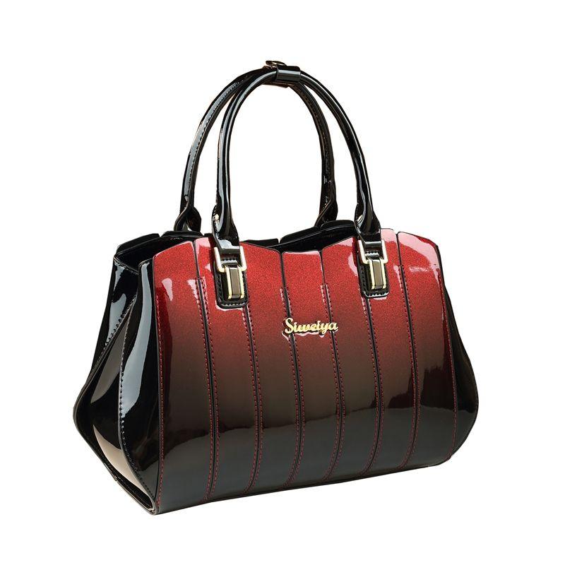 2025 New Fashionable Middle Aged Women's Bag with Large Capacity