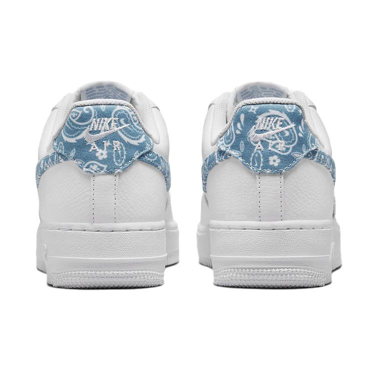 Nike Scarpe da Ginnastica Donna Air Force 1 07 Essentials Blu Paisley Bianche Blu Usurato DH4406-100