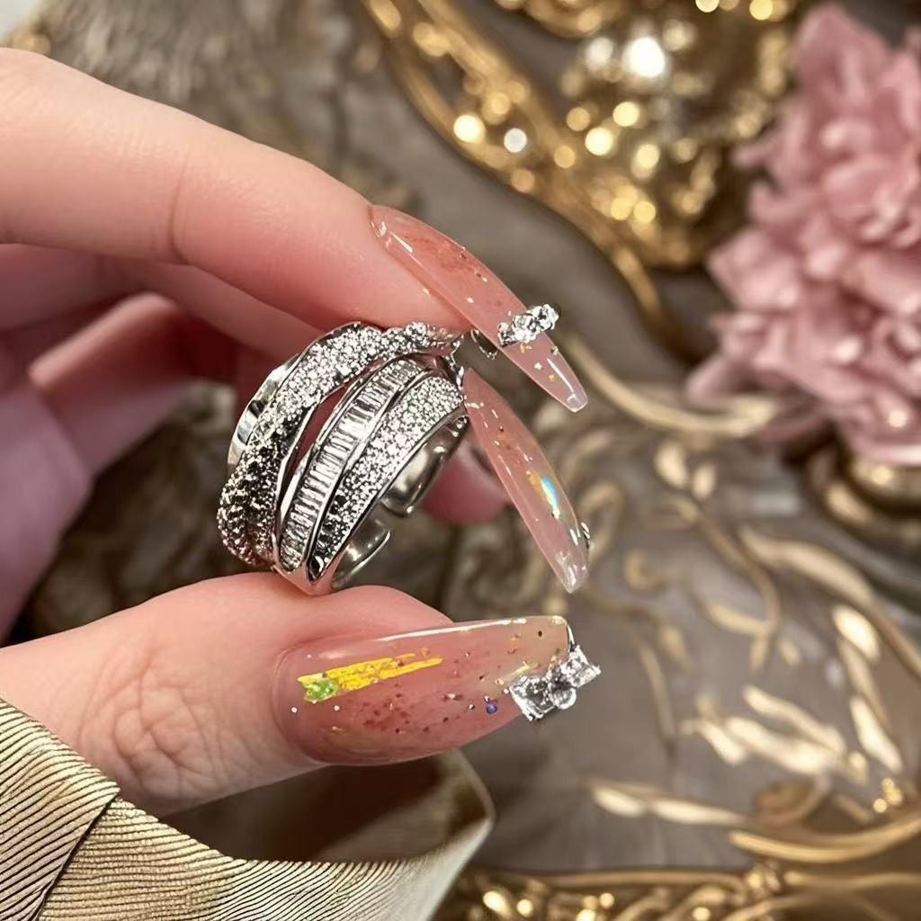 Elegant Adjustable Silver Zircon Multi-Layer Retro Ring золотой