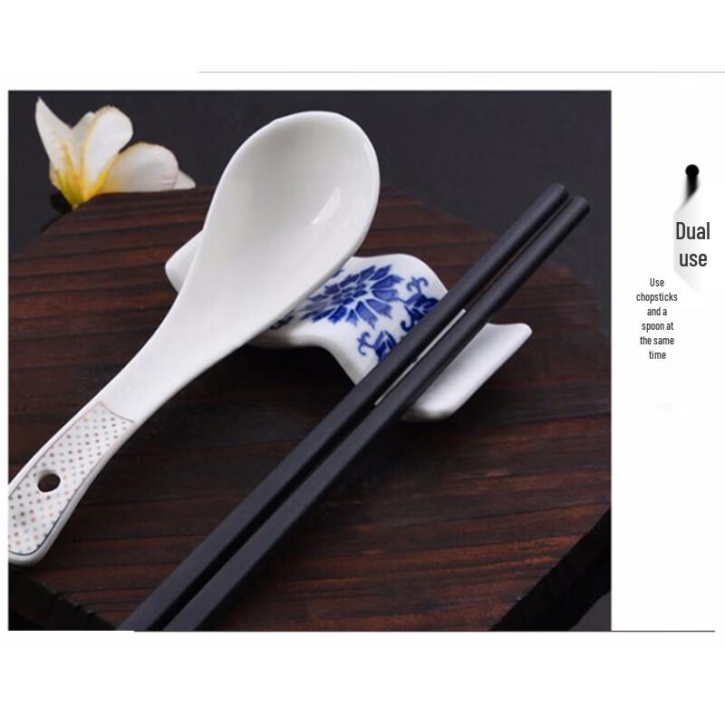 Hand-painted Blue and White Porcelain Chopstick Rests