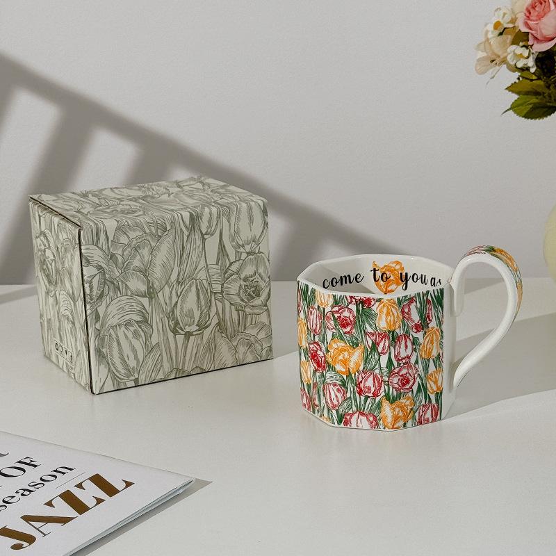 Pastoral hand-painted sunny flowers bloom office mug ceramic water cup coffee cup gift creative hand-painted