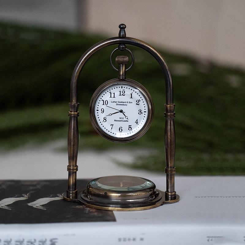 Retro Desk Clock Silent Small Compass Base Table Clock Unique Aesthetic Watch Home Desktop Decorative Clocks Interior Ornaments
