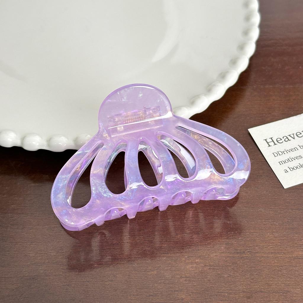 Gorgeous Acetate Floral Hair Claw Clip For Trendy Hairstyles And Statements Fashion