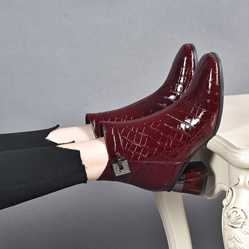 Fashion boots women's boots 2025 autumn and winter new European and American style temperament short boots round head high heel cow patent leather