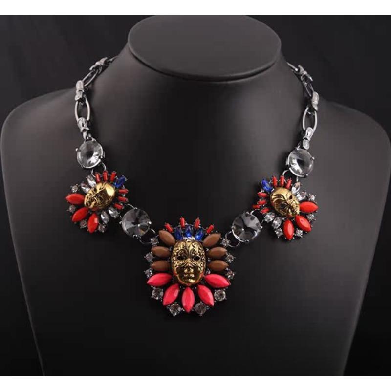 Exaggerated Retro Mixed-Color Gemstone Short Collarbone Necklace, Women'S Jewelry, Can Be Mixed