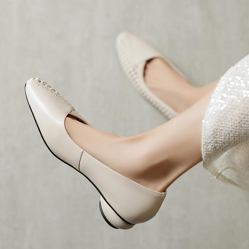 Mode NY Vår/Höst Dam Pumps Rund Tå Klumpig Klack Skor Spaltläderskor för Kvinnor Koncisa Väv Slip-on Handgjorda Skor