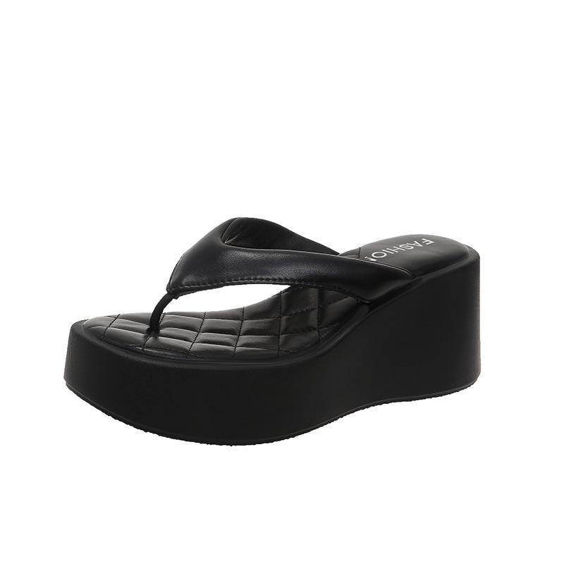 Slope heel summer slippers women's 2025 new outer wear summer sense fashion small height flip-flops sandals