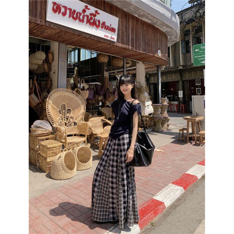 Fashion Suit Asymmetrical off-Shoulder Short-Sleeved T-shirt Women's Summer Gingham Skirt A- Line Skirt Idle Style Two-piece Set