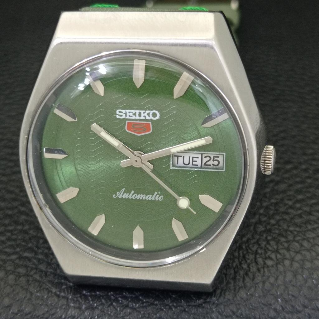 JAPAN VINTAGE SEIKO 5 AUTOMATIC 6309A MENS GREEN COLOR DIAL WATCH a701471-5