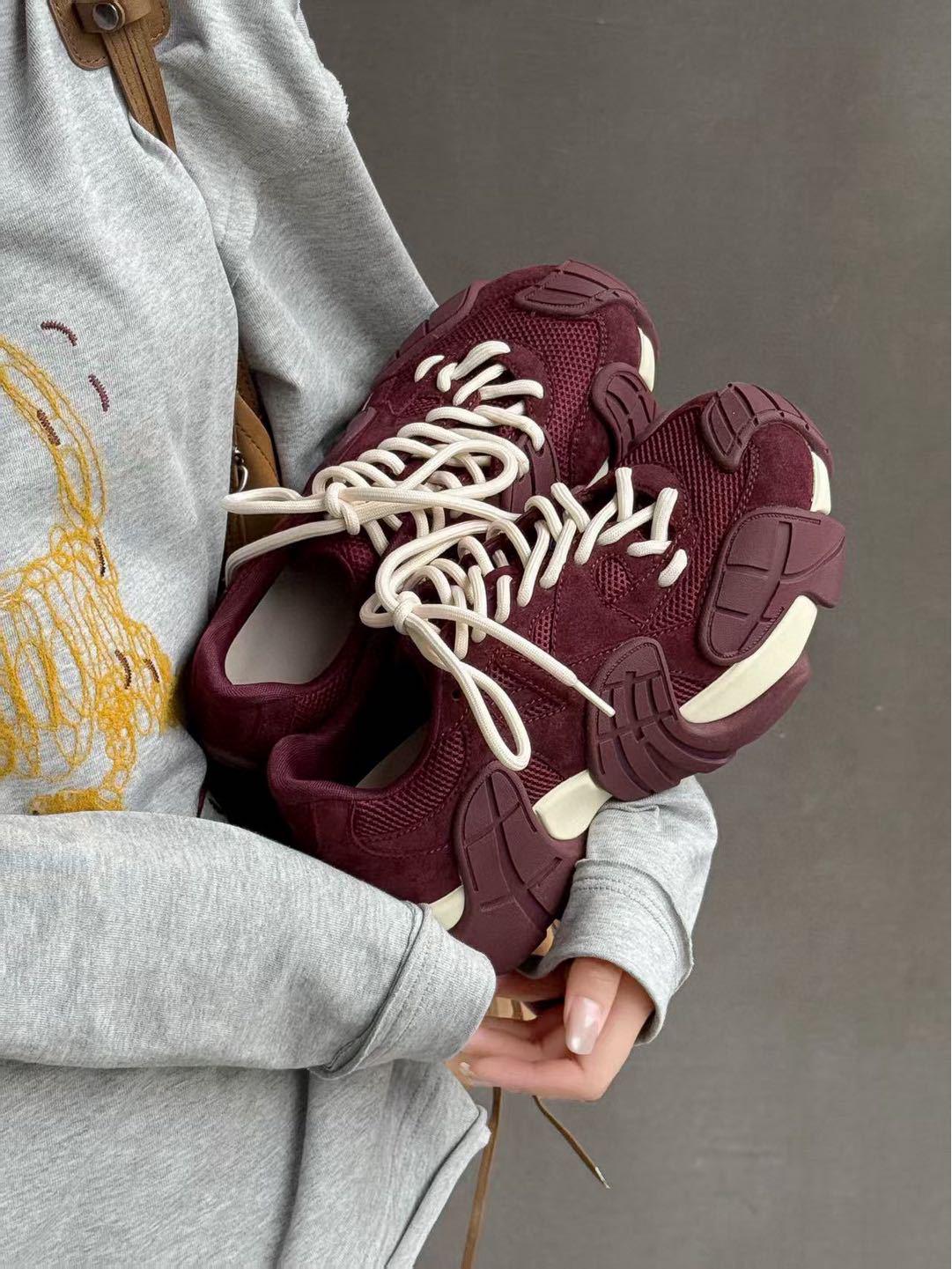 

Жіночі кросівки Octopus 2025 Осіння мода: Повсякденні кросівки на товстій підошві у вуличному стилі 36