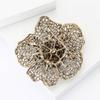 Vintage Crystal Flower Brooch Pin Gold Tone Rhinestone Brooches Wedding Gift Pin