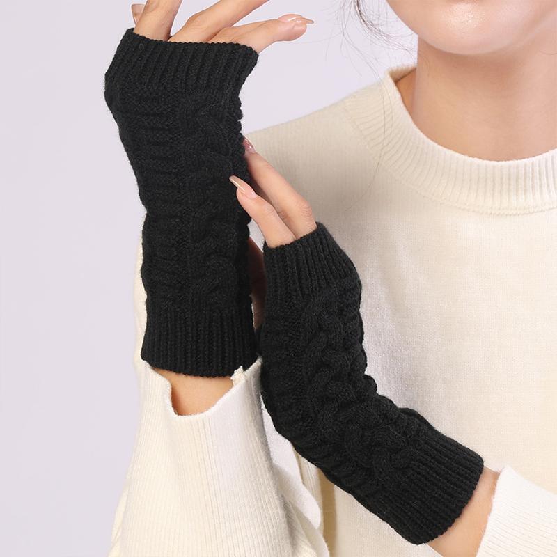 New Autumn Winter Short Style  Thermal Gloves Fashion Gloves Men Women Korean Version Knitted Yarn Exposed Half Finger Gloves