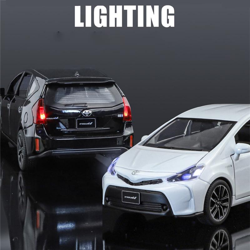 1/32 TOYOTA PRIUS Alloy Car Model Diecast Metal Vehicles Car Model Sound and Light Simulation Collection Childrens Toy Gift
