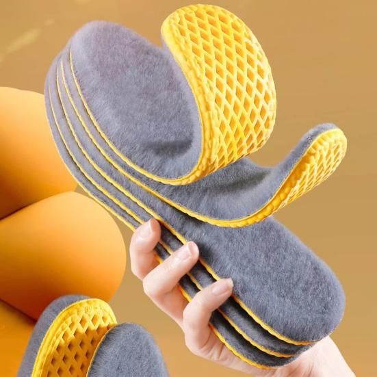 1 Pair Winter Shoe Insoles Moisture Absorbing Breathable Cushioned Memory Foam Insoles High Rebound Anti-Fatigue Thermal Insoles for Cold Weather