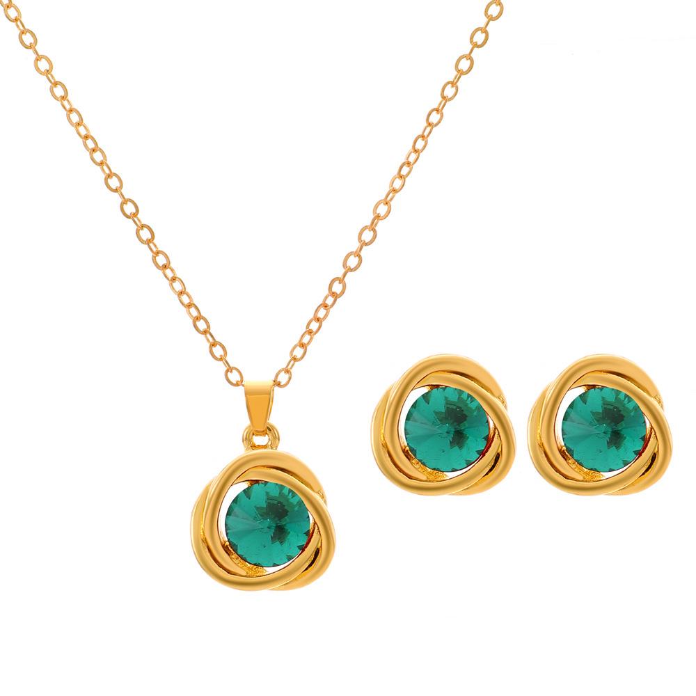 Elegant Pearl Teardrop Necklace & Stud Earrings Set for Bridal