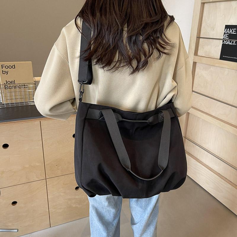 Handheld Large Capacity Casual Tote Bag for Women's Summer Work Commuting Single Shoulder Bag Simple and Versatile Trend