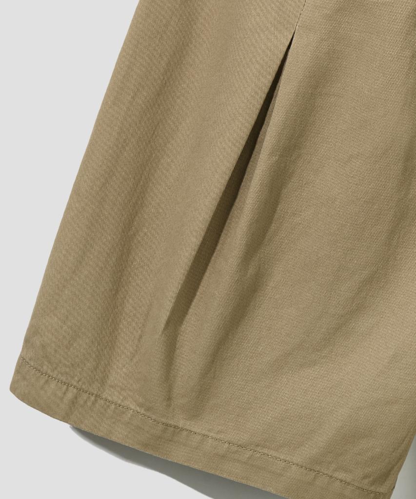 AGOD Double-Pleat Elastic String Bermuda Shorts [Beige]