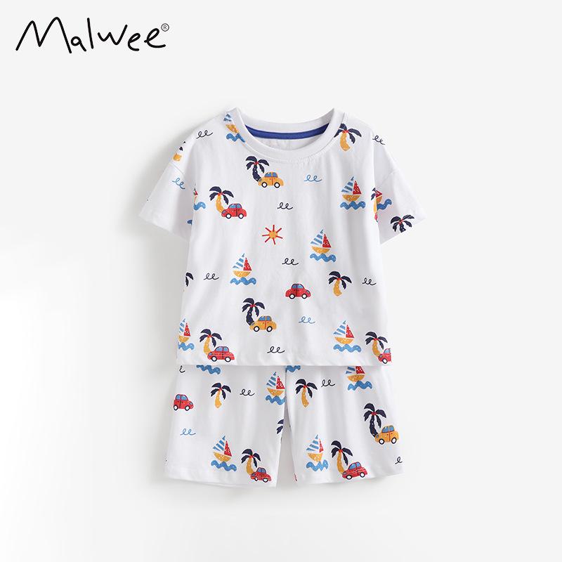 

Malwee Boys’ Summer Two-Piece Set: Stylish European & American Short Sleeve Home Wear for Kids 120