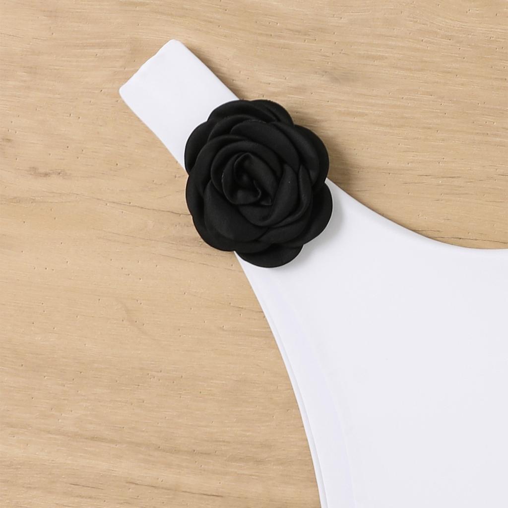 Women's Soild Color 3D Floral Split Top Fashionable Beach Bikini Swimsuit