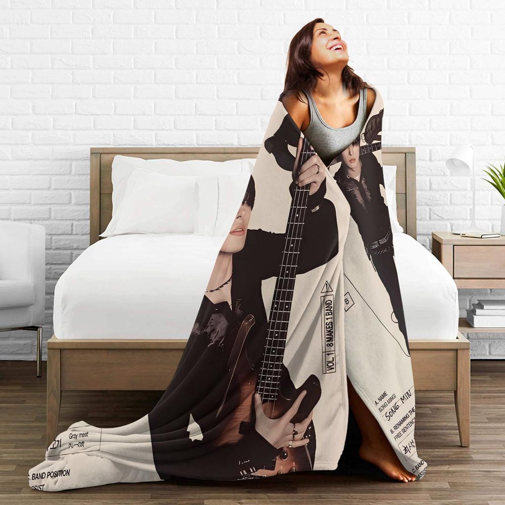 Kpop Ateez Band Soft Warm Blanket  Picnic Plush Throw Blanket Street Trend Outdoor Flannel Bedspread Sofa Bed Cover