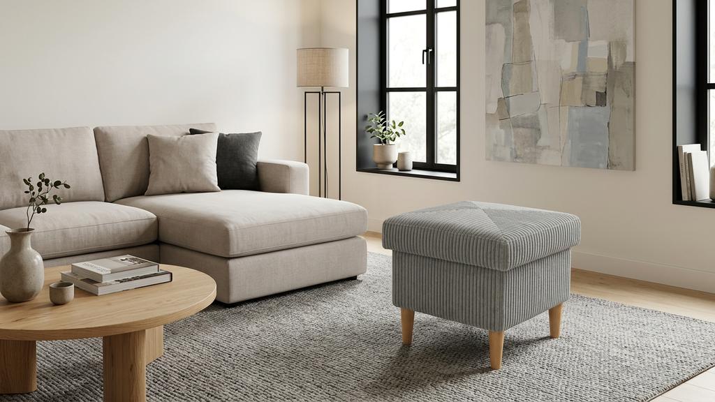 Sitzhocker ARI mit Stauraum und Cordbezug, auch als Fußhocker nutzbar – Family Meble