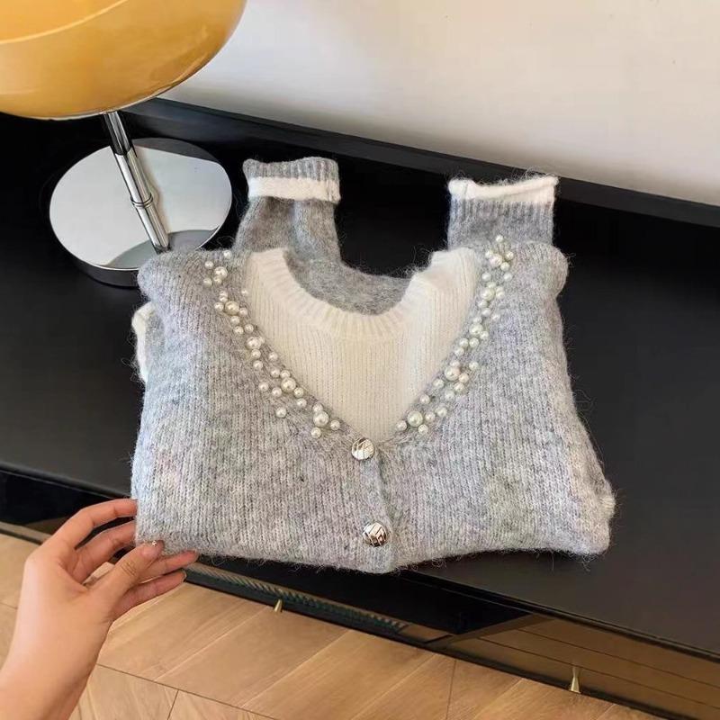 Pullover temperament knitted sweater stacked fake two tops women's fashion sweater lazy high-end design sense niche