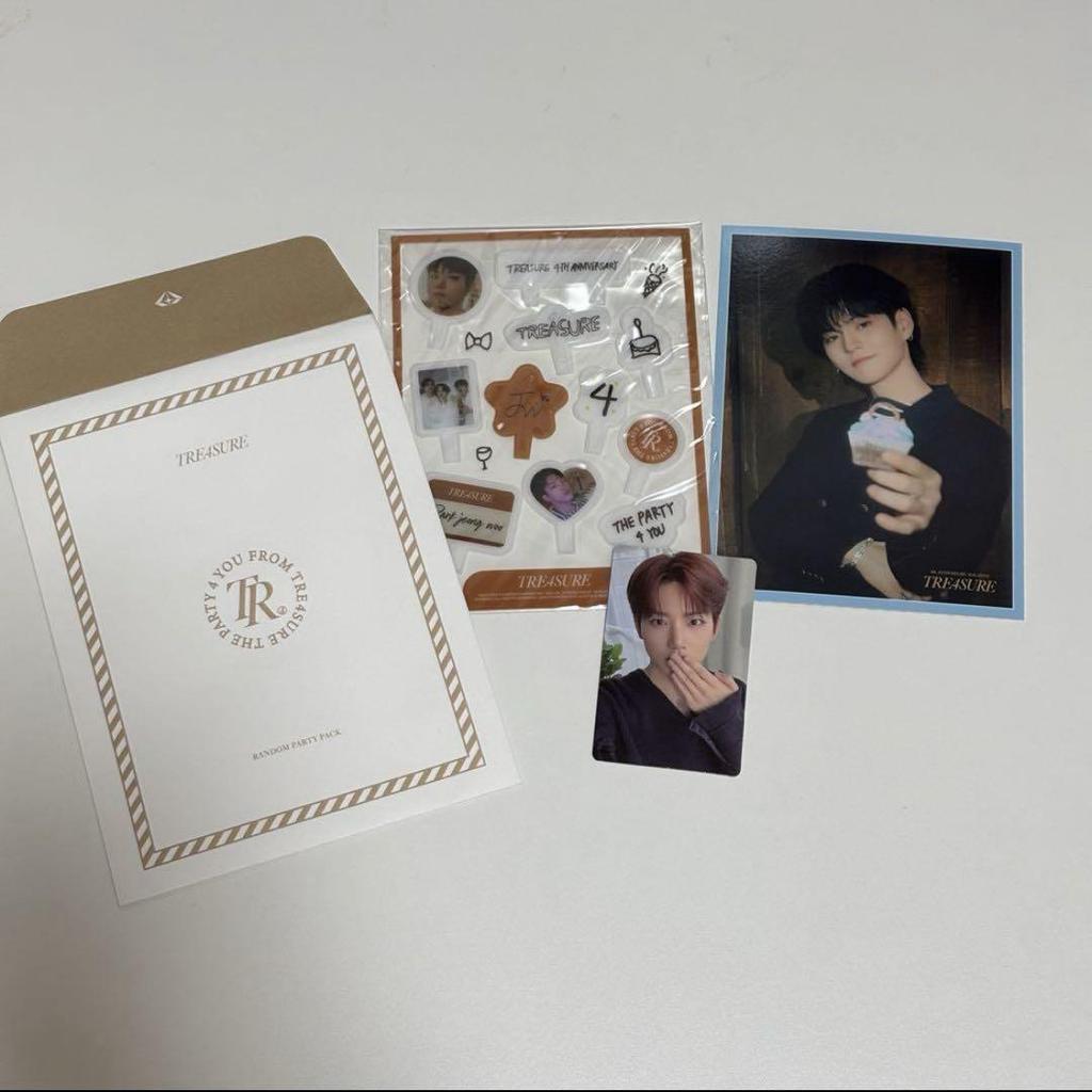 [USED] TREASURE 4th Anniversary Magazine Album