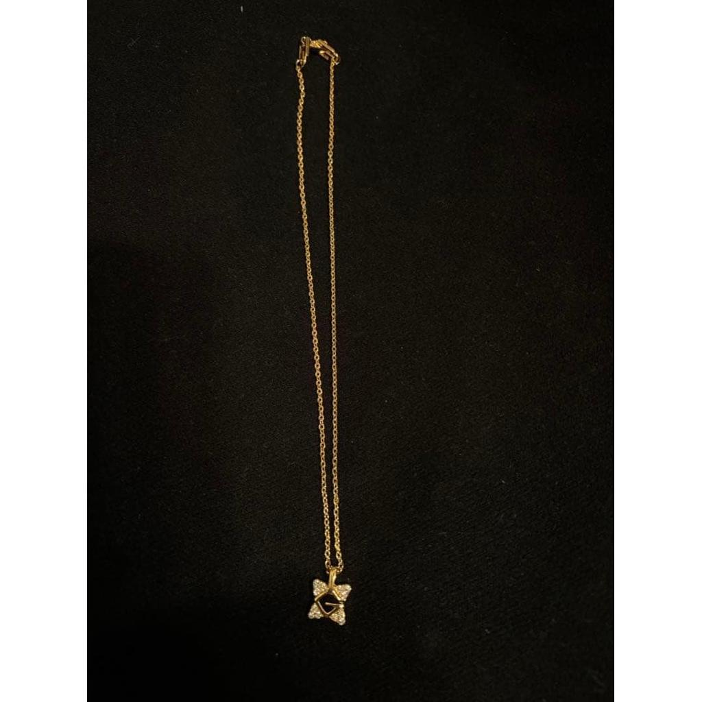 Used Givenchy star pendant necklace