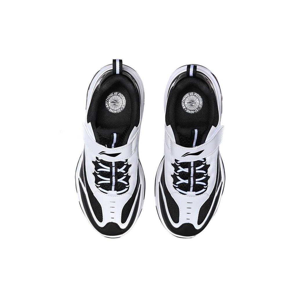 Li Ning Childrens Lifestyle Series Durable Lightweight Casual Shoes Kids Casual Shoes Black White YKCP258-7