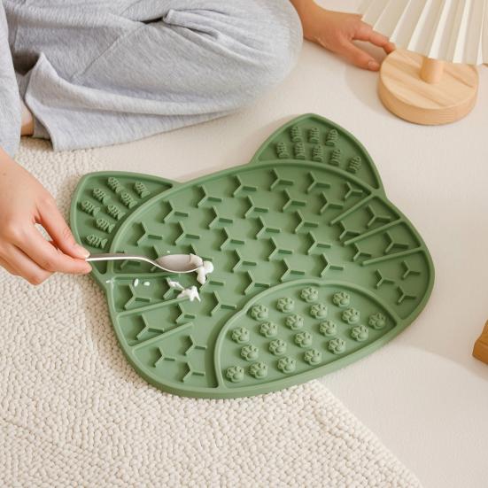 Silicone Dog Lick Mat with Suction Cup, Peanut Butter Licking Mat for Dogs Cats, Anti-Slip Pet Slow Feeder Bowl Lick Pad