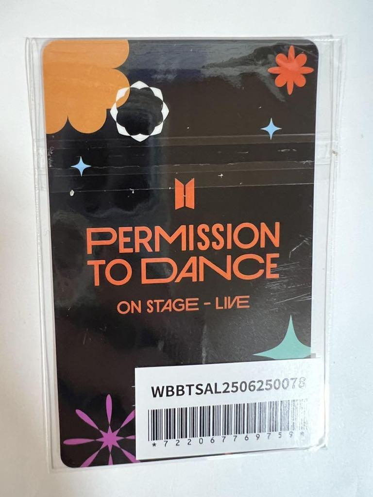 [USED] BTS PERMISSION TO DANCE Jin Official Trading Card