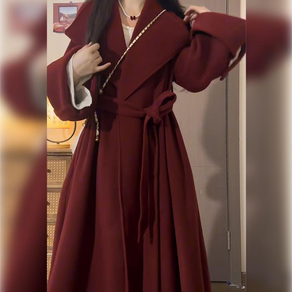 Hepburn Style Vintage Wool Coat - Women's Elegant Red Long Coat for Autumn/Winter