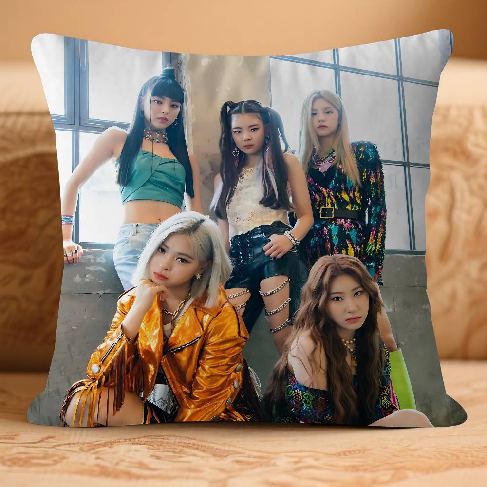 KPOP Group-I-ITZYS Pillow Cushion Cover Pillowcase Living Room Sofa Home Decor Customized