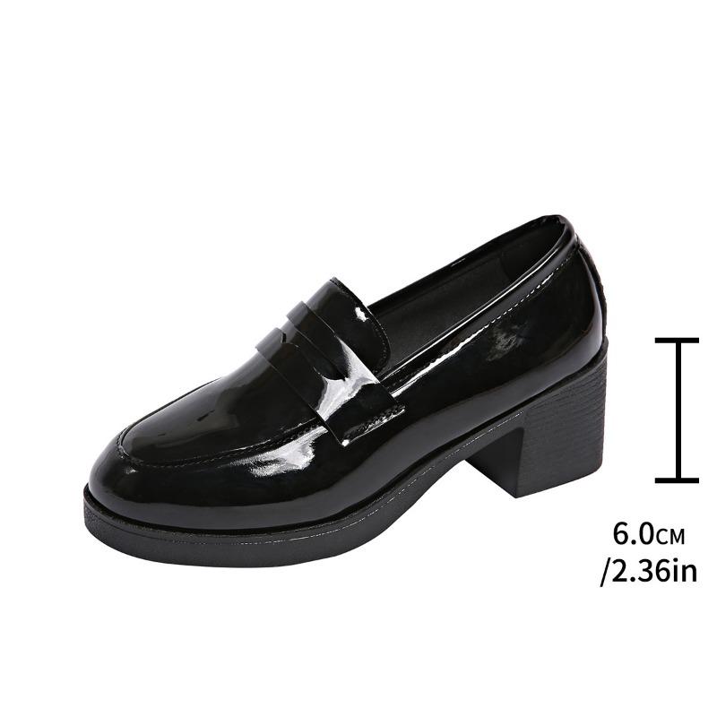 

High-heeled women s autumn large-size women s shoes, thick-heeled pointed-toed college-style small leather shoes. 36