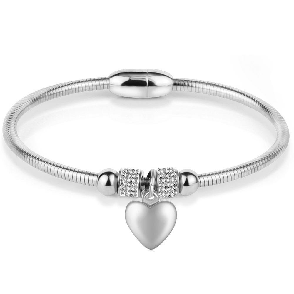 European Heart-Shaped Rhinestone Stainless Steel Bracelet with Engravable Magnetic Clasp for Women