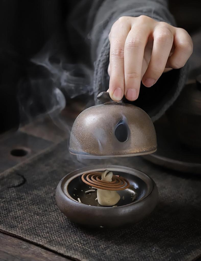 Collected De TO-BE Incense Holder, Spill-Proof, Stylish Spiral Design, for Buddhist Altars, Soothing Incense Burners, Ceramic Sticks, Perfect for