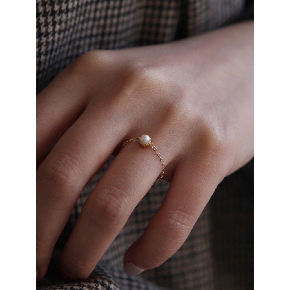 14K Gold Pearl Chain Ring