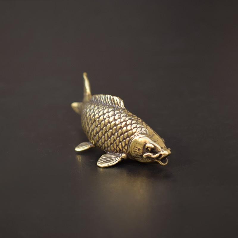 Retro Brass Carp Fish Figurine Miniature Tea Table Pet Small Ornament Copper Animal Feng Shui Crafts Home Decoration Accessories
