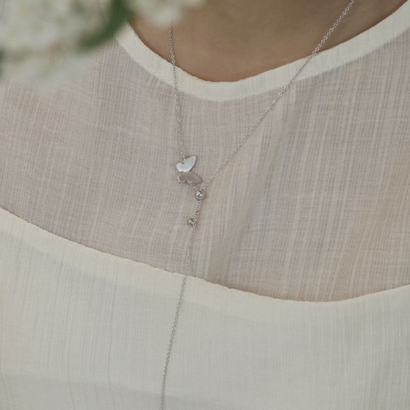 M.atur Like Butterfly Necklace 04