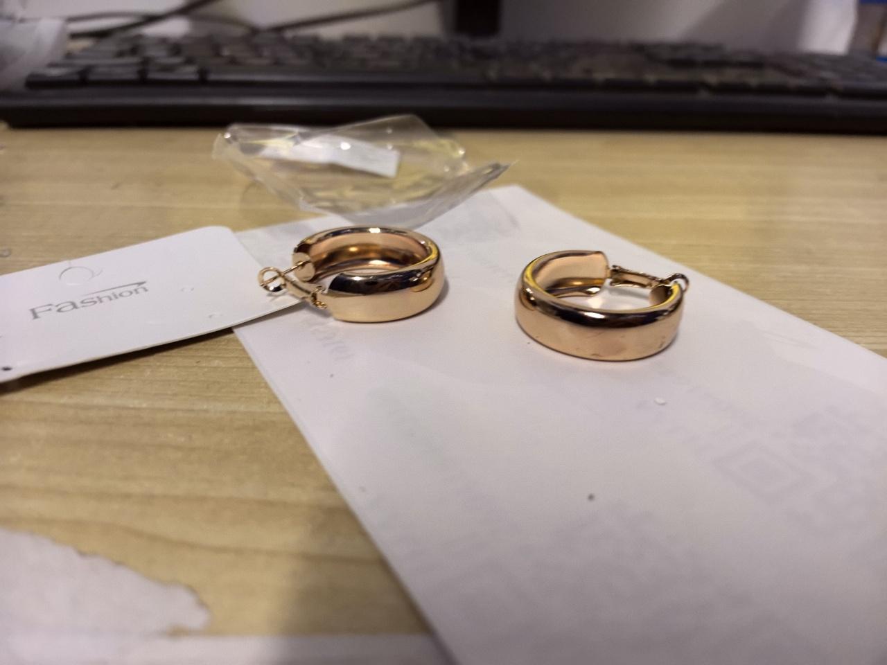 European and American minimalist individual large hoop earrings with mirror finish