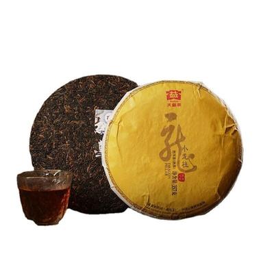 Menghai TAETEA Kleiner DRAGON PILLAR Dayi Tee Gongting Pu-erh Reifer Puer 357g