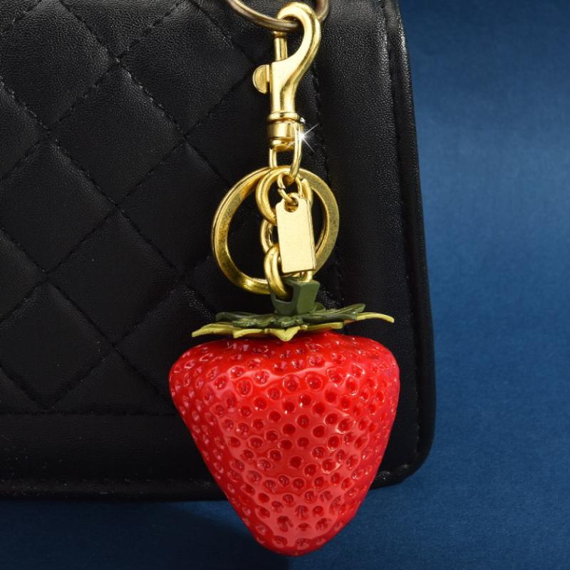 Simulation Strawberry Bag Pendant Cute Car Keychain Bag Accessories Strawberry Fruit Pendant Holiday Gift