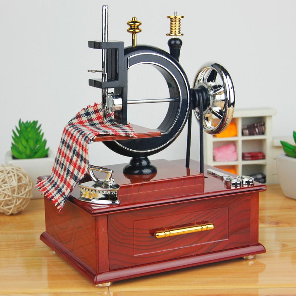 Creative Retro Sewing Machine Music Boxes Wood Antique Music Boxes Decoration Living Room Display Cabinet Decoration