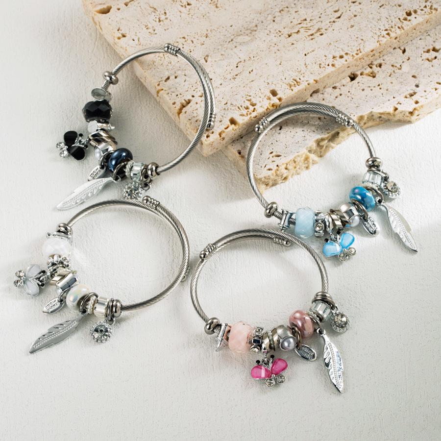 

European & American Fashion Open Bangle Butterfly Crystal Feather Charm Bracelet for Women” белый