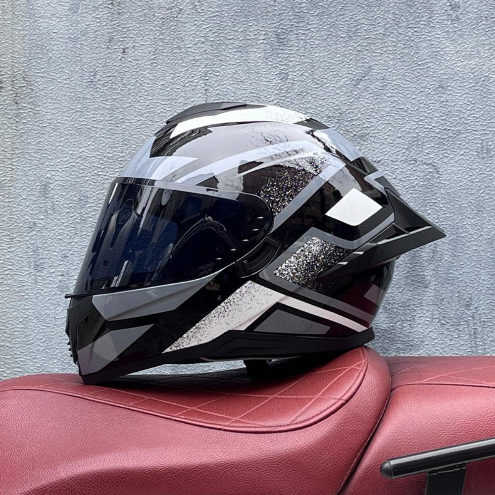 DOT Full Helmet Double Mirror Helmet Men's Four-season Universal Hard Hat Female Knight Locomotive Double Lens
