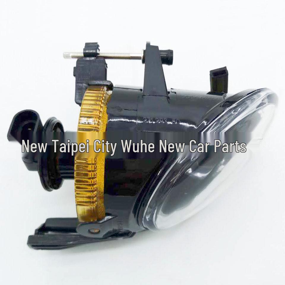 

Фольксваген Пассат Б6 (06-10) Сборка противотуманной фары переднего бампера Magotan с лампочкой Right