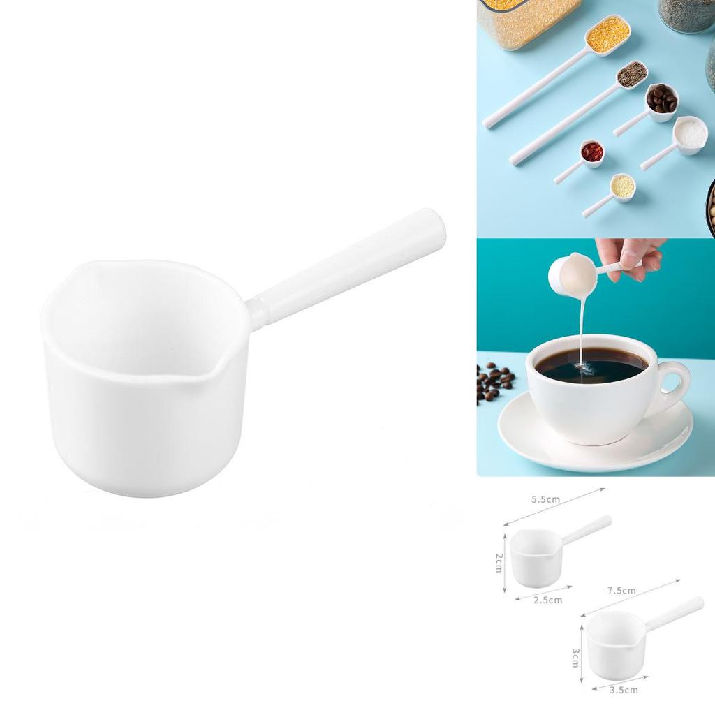 Modern Minimalist Plastic Coffee Bean Scoop With Long Handle For Home Brewing And Baking
