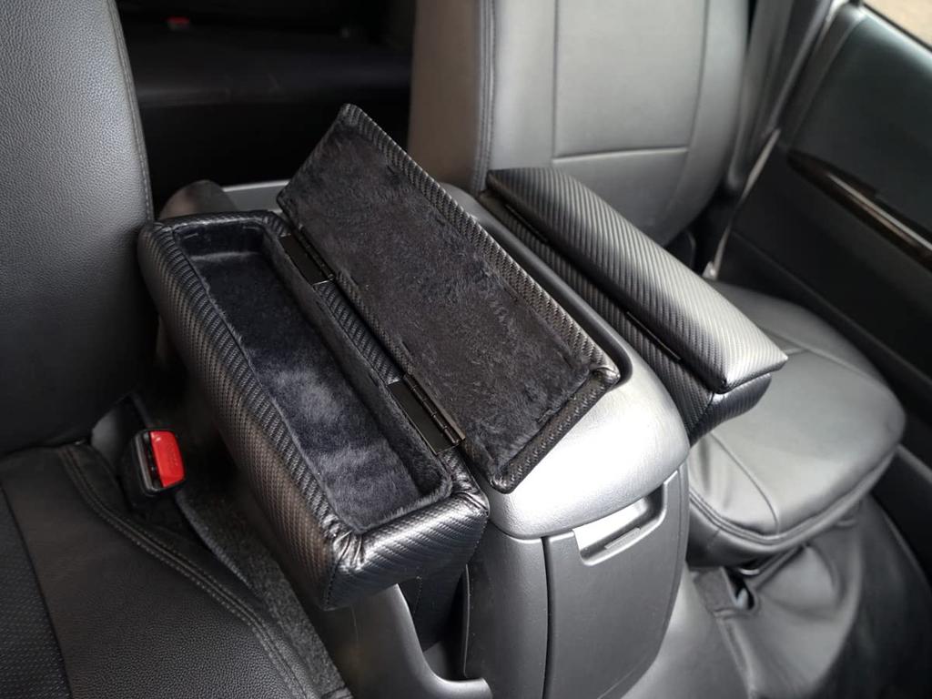 Box Set with Storage Compartment for Toyota Ace Super TRISTAR'S [Armrest/Console Hiace/Regius (200 Series, 1st-7th Generation, S-GL, GL)] (Carbon-Look