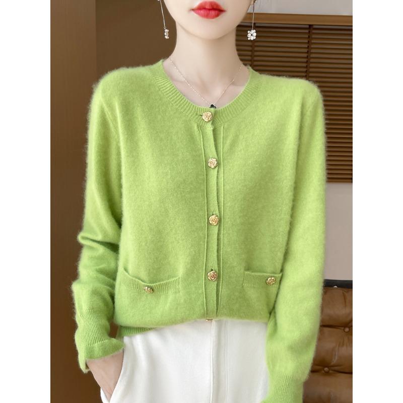 New Autumn and Winter Style Pure Wool Round Neck Knitted Cardigan for Women's Rose Button Pocket Cashmere Sweater Temperament Jacket