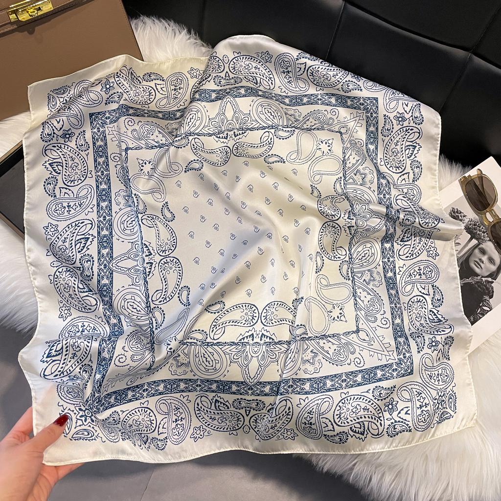 Neue 70*70cm Silk Satin Haar Schal Frauen Taschentuch Gedruckt Weibliche Quadratischen Kopf Bandana Kleinen Hals Schalldämpfer hijab Dame Mädchen